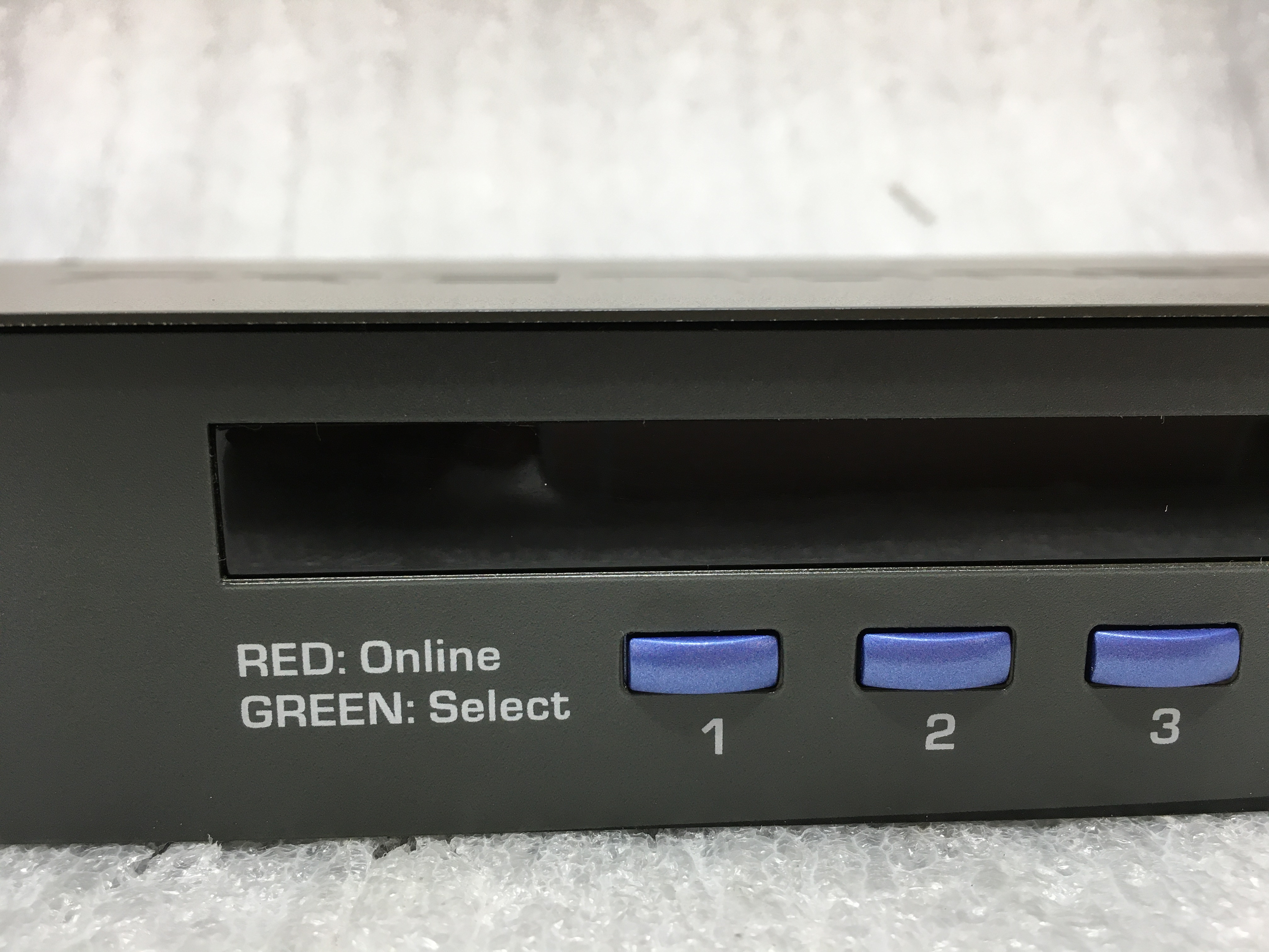 TRENDnet TK-803R 8-Port Rack Mount USB PS/2 KVM Switch, with Rack Mount ...