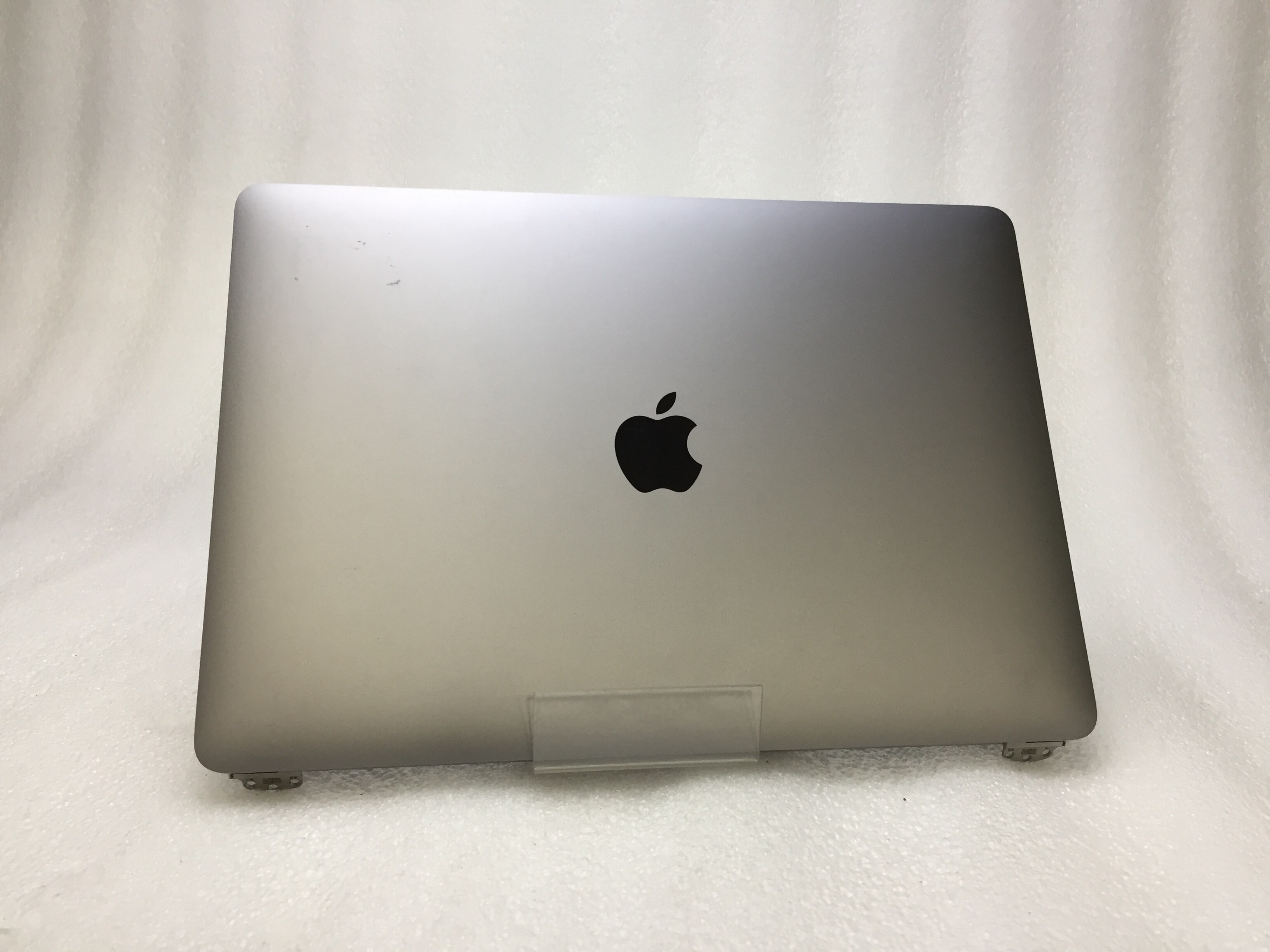 MacBook Air シルバー 本体 A2337 Apple MacBook Air A2337 (Late 2020) Laptop 13