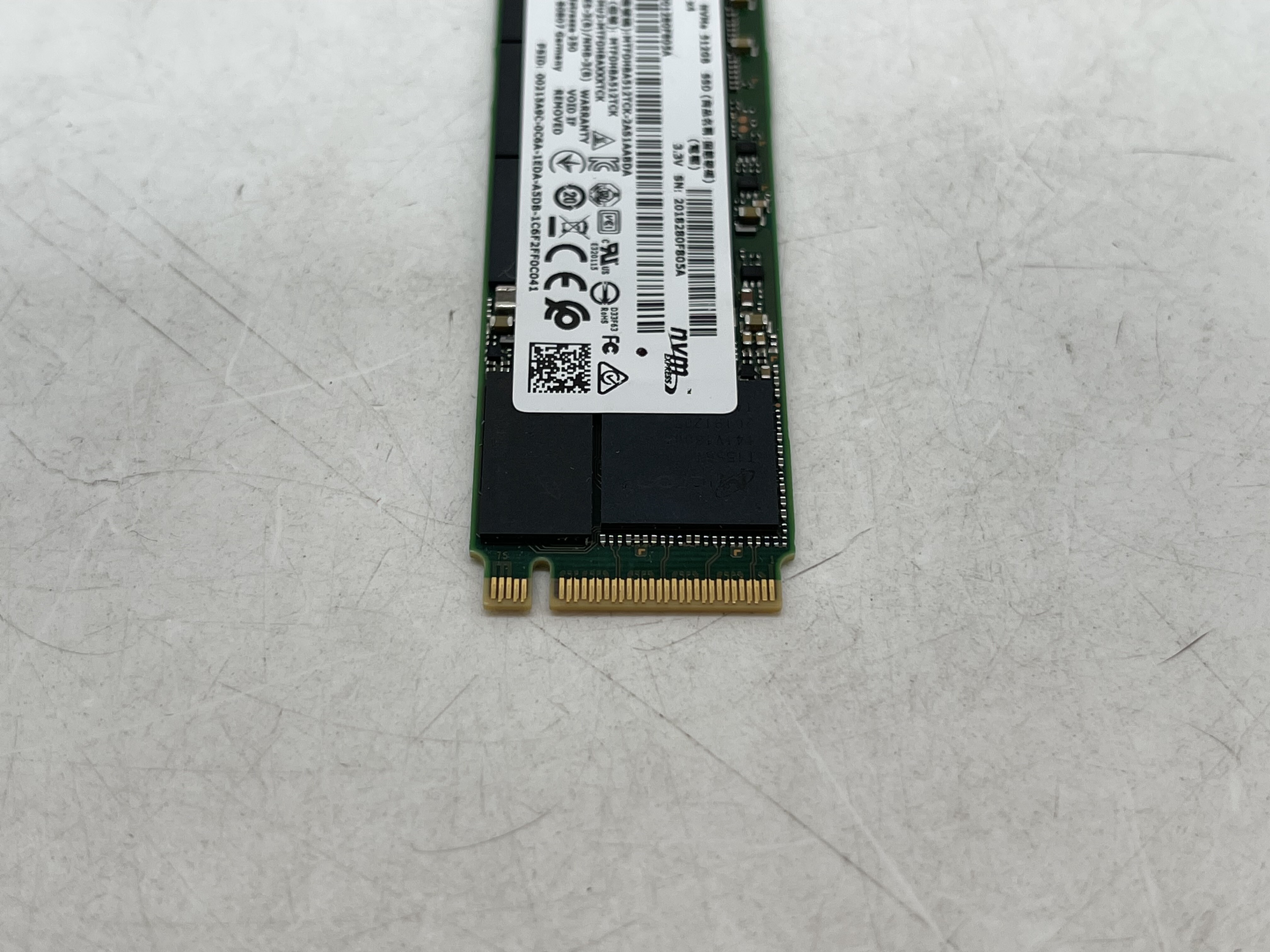 内蔵型SSD Micron 2200 NVMe 512GB SSD Micron 2200 512GB NVMe PCIe3.0x4 TLC M.2 22x80mm - MTFDHBA512TCK