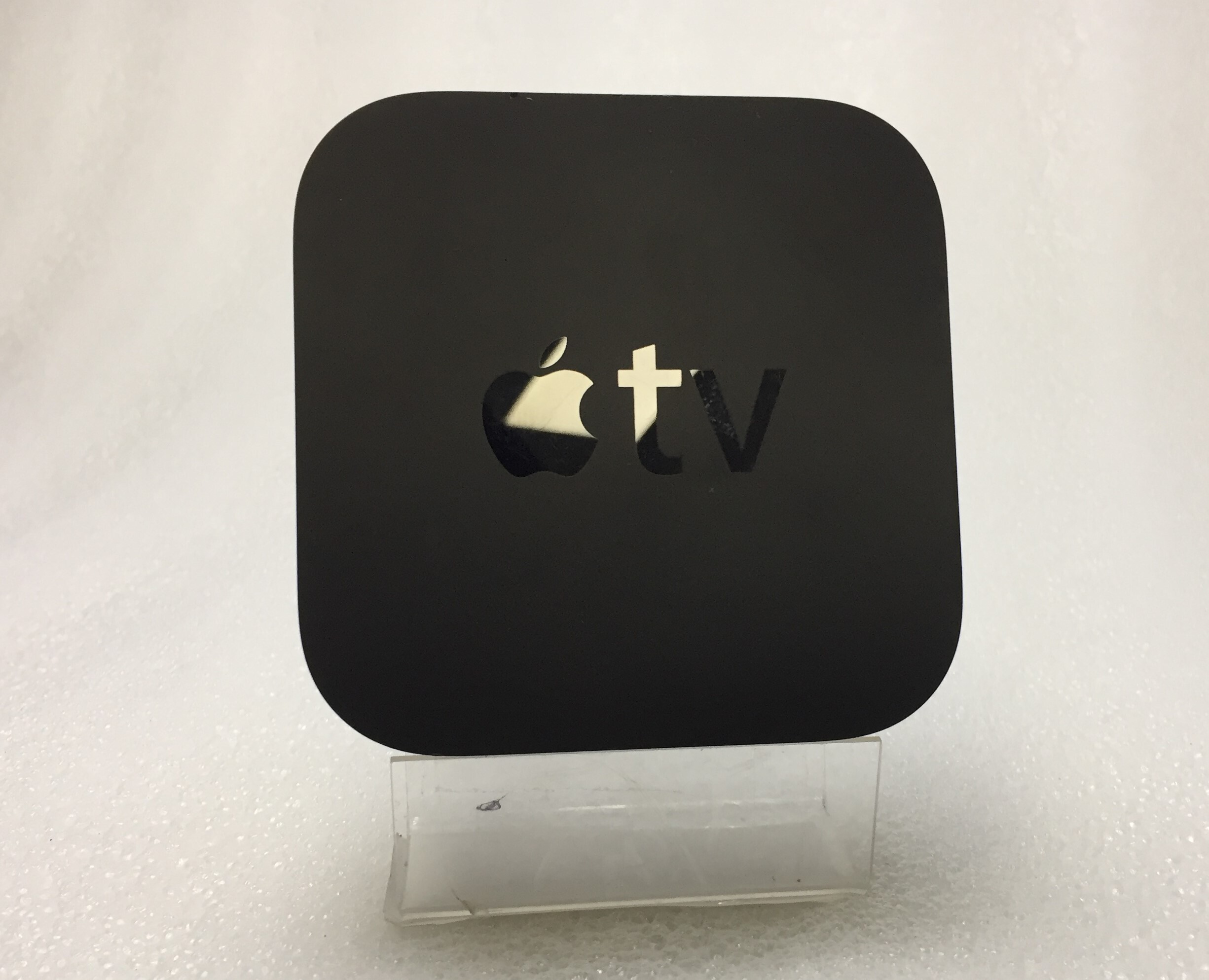 Apple TV 4th Generation A1625 WIFI HD 1080p Media Streamer