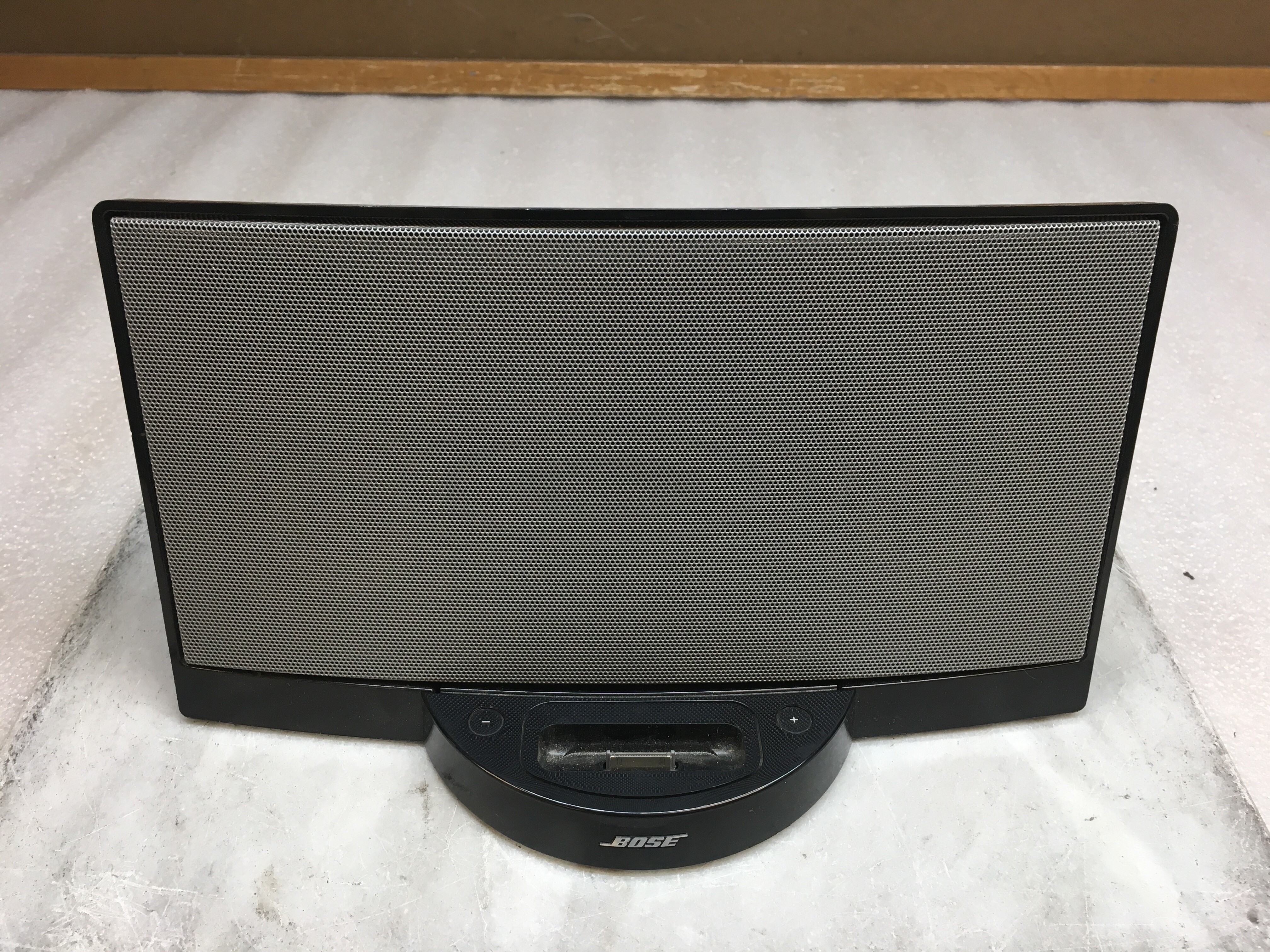 BOSE SoundDock Digital Music System Black Colorway Tested