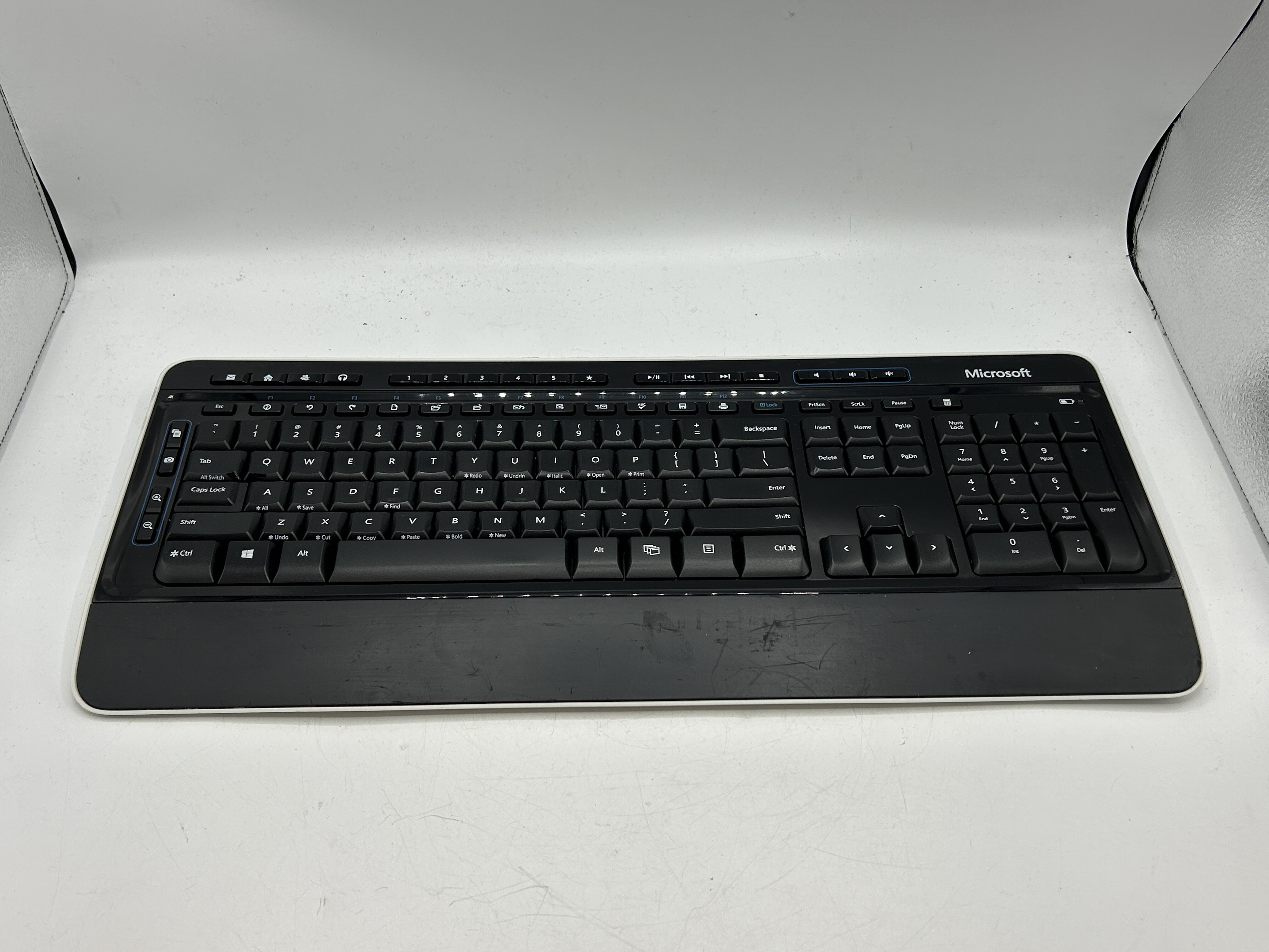 Microsoft Wireless Keyboard 3050 NO USB Receiver – Black – FREE S
