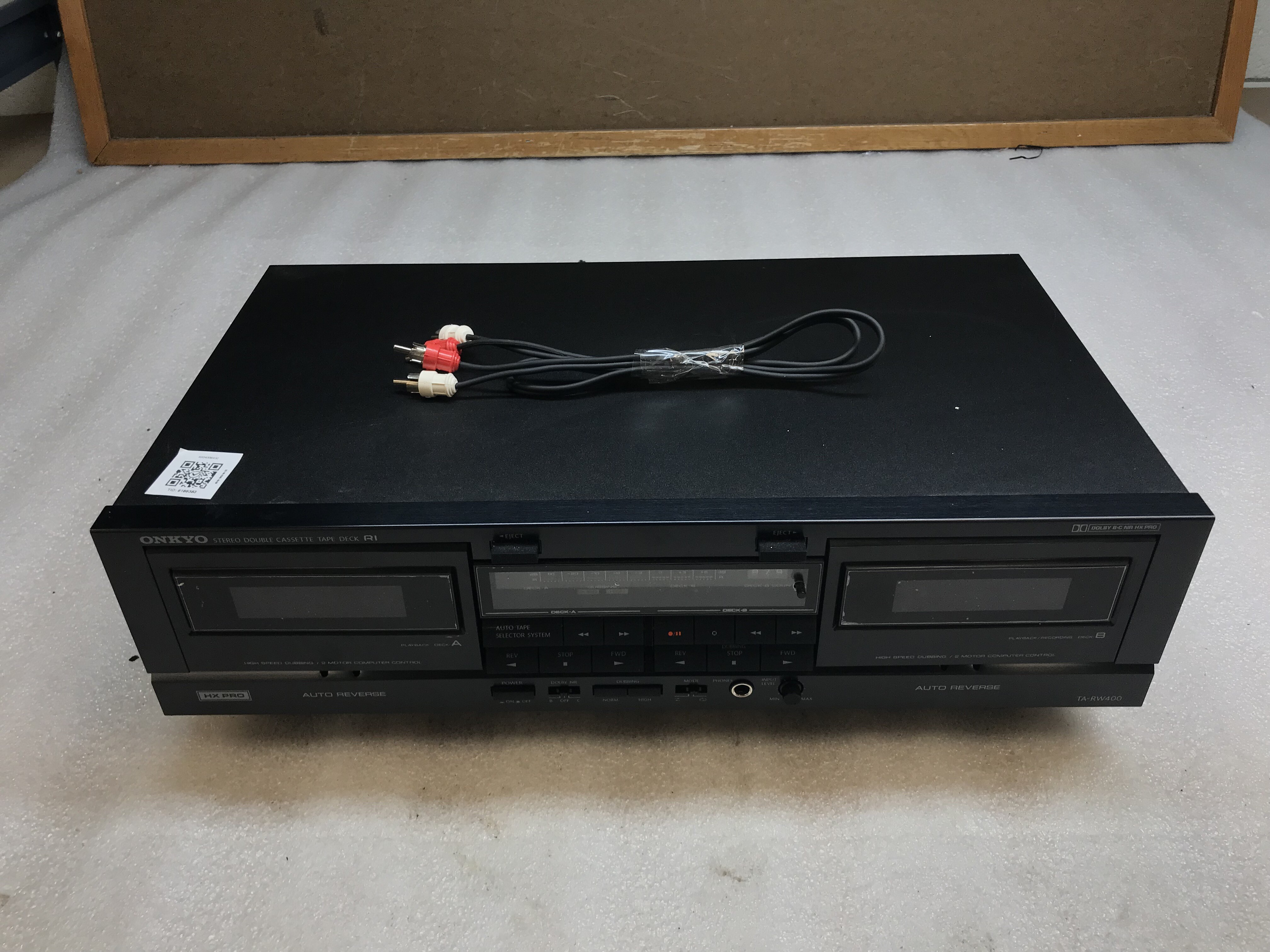 a1587135-556e-45e1-b8f7-