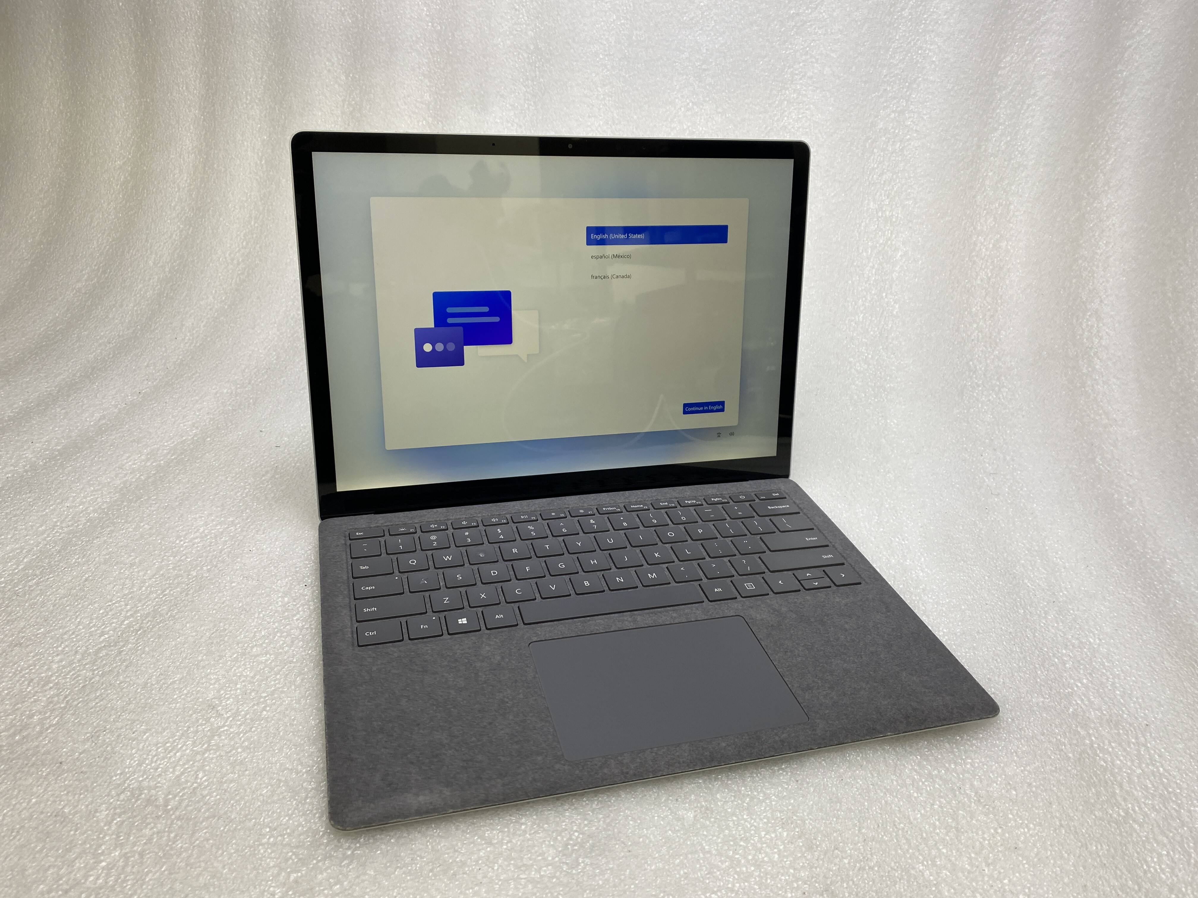 Microsoft Surface Laptop 4 AMD Ryzen 5 @2.2GHz 16GB RAM 256GB SSD