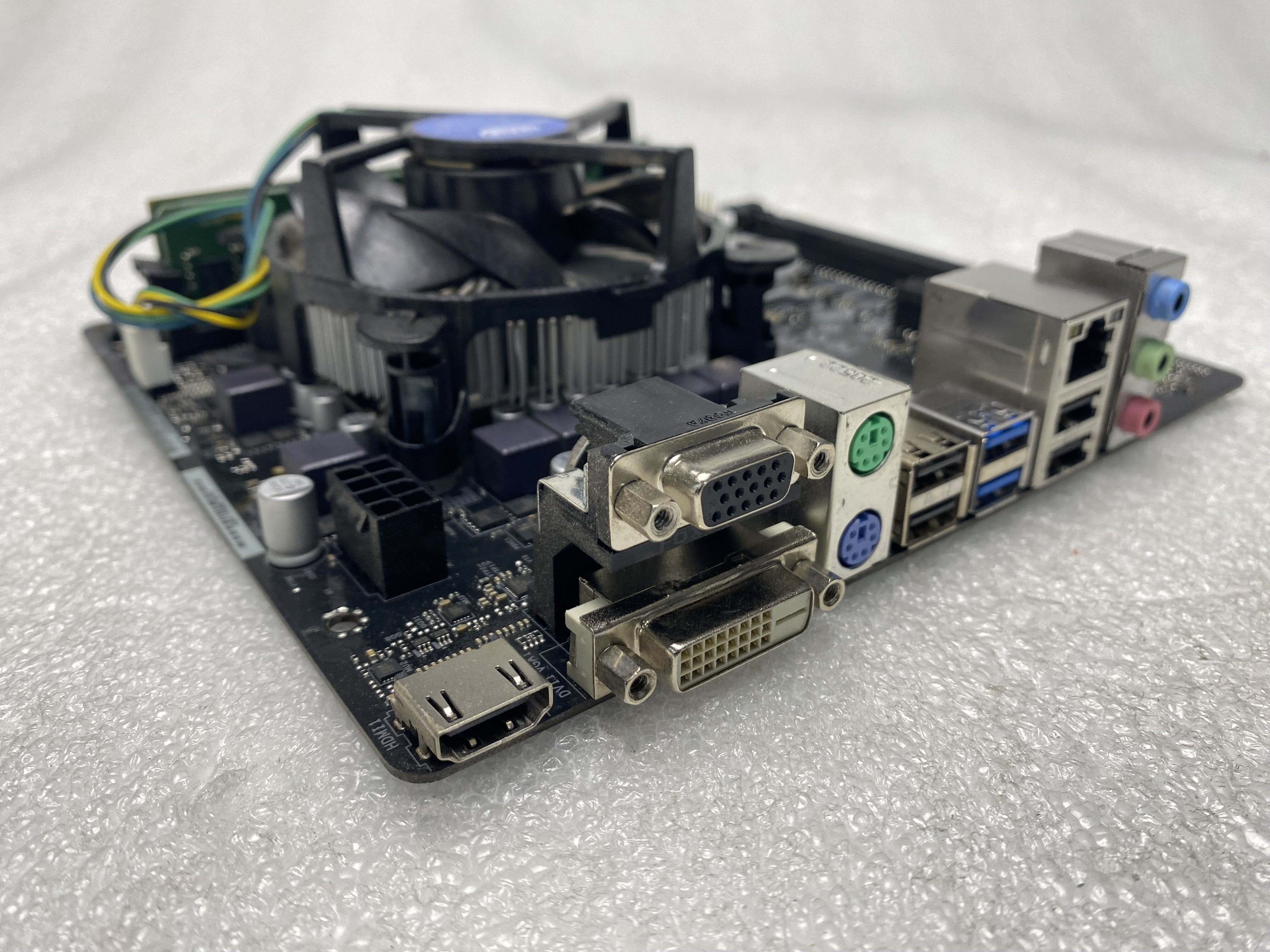 ASRock H510M-HDV Micro ATX Core i3-10100 3.6GHz 16GB DDR4 2666MHz RAM