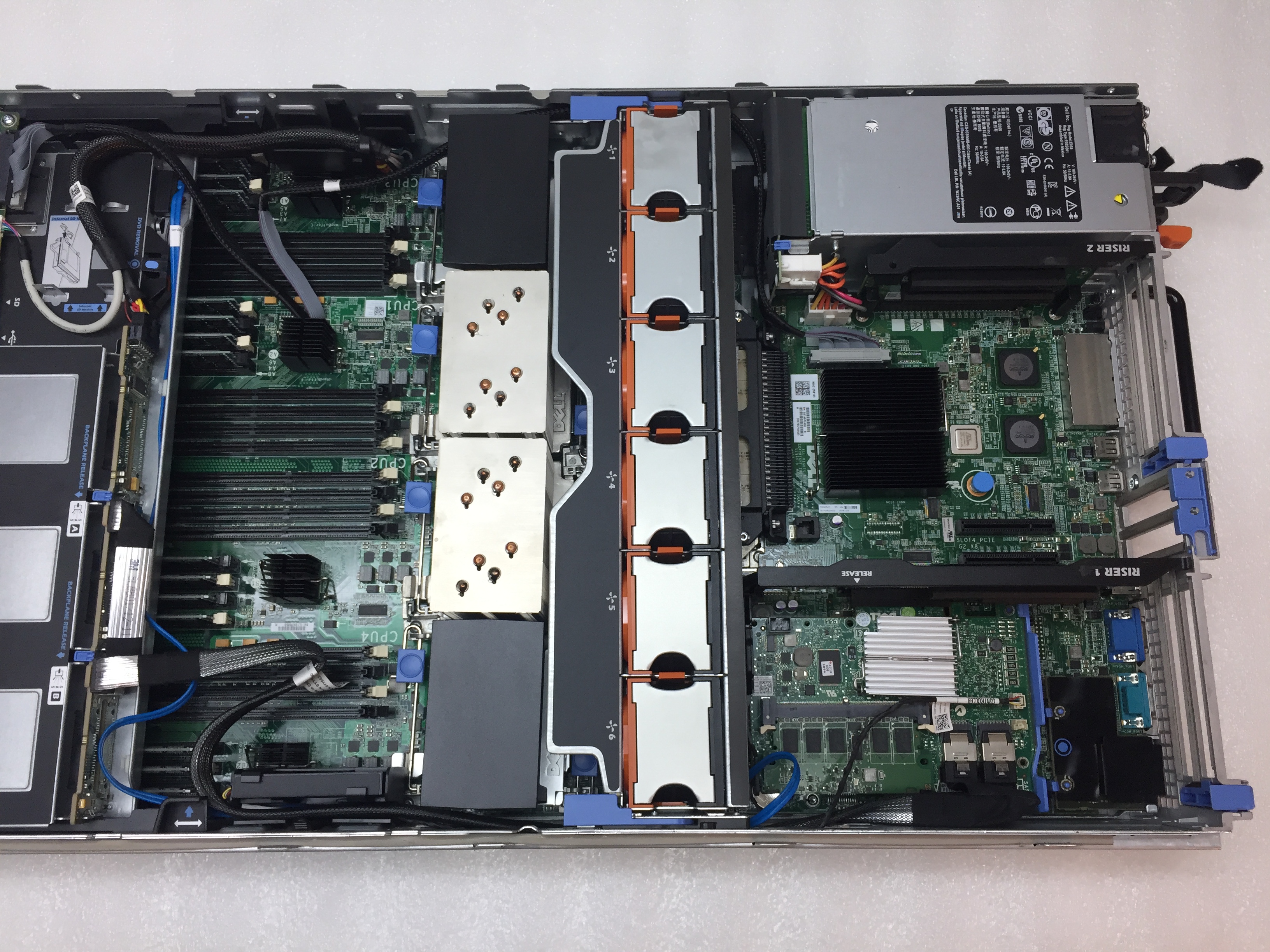 Dell PowerEdge R810 Server BOOTS 2x Intel Xeon E7-4830 2,13 GHz 256 GB RAM KEINE HDD - Bild 11 von 11